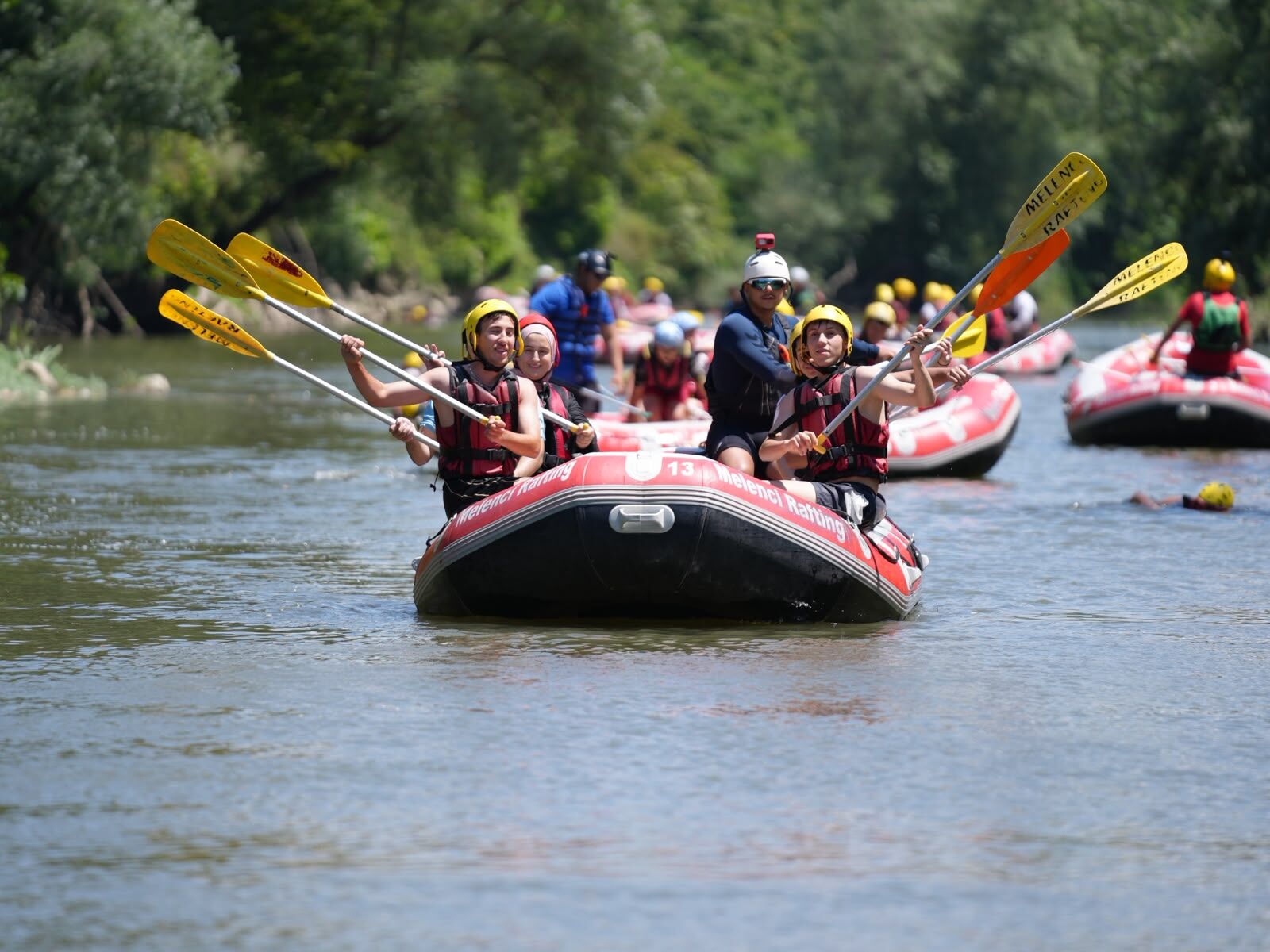 Gençlik Ofisi Üyelerine Rafting Etkinliği (7)