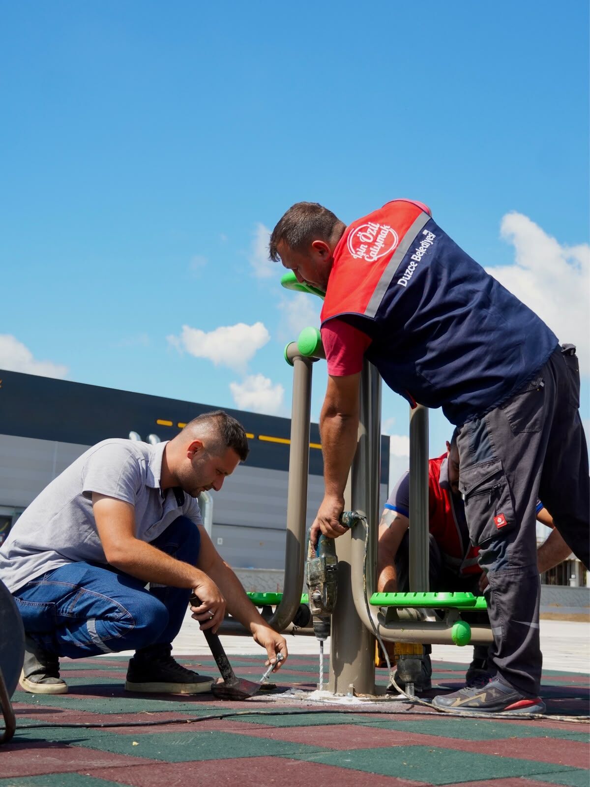 Mergiç Mahalle Parkı (1)