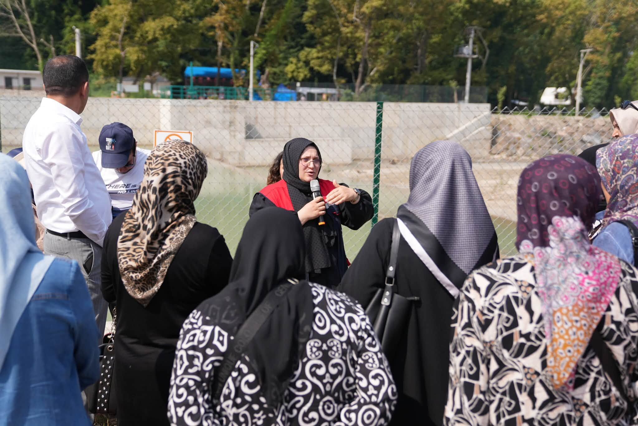 Kadinlar Keşi̇fte (5)