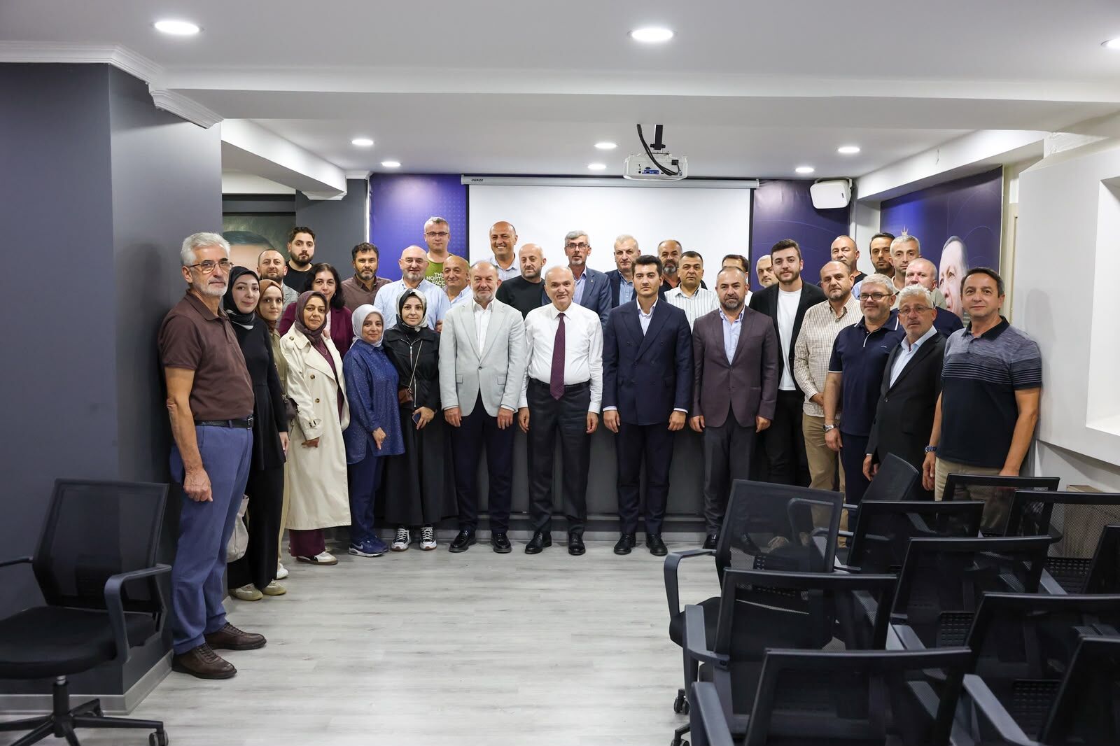 Başkan Özlü Ak Parti Toplantısında (11)
