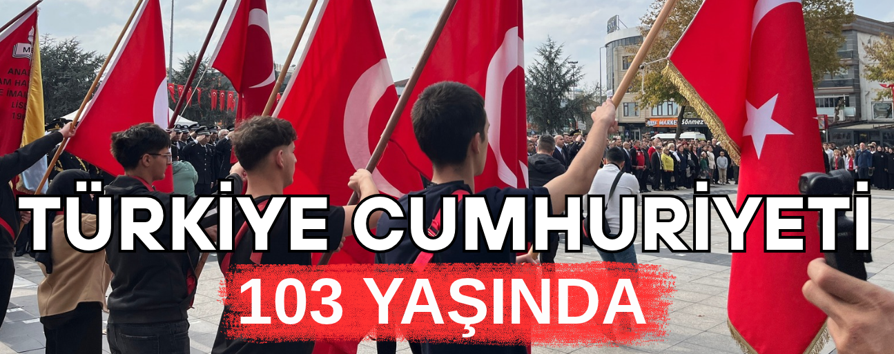 DÜZCE’DE KUTLAMALAR ÇELENK SUNMA TÖRENİ İLE BAŞLADI