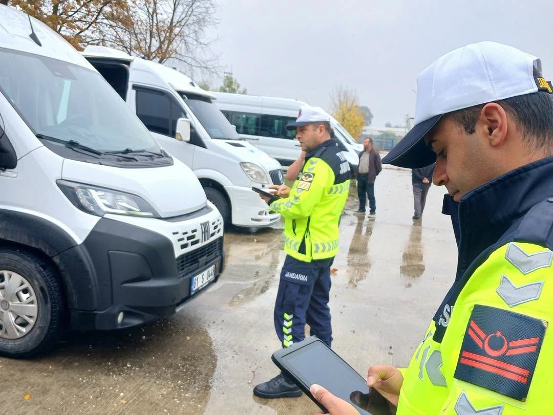 Okul Servi̇sleri̇ (3)